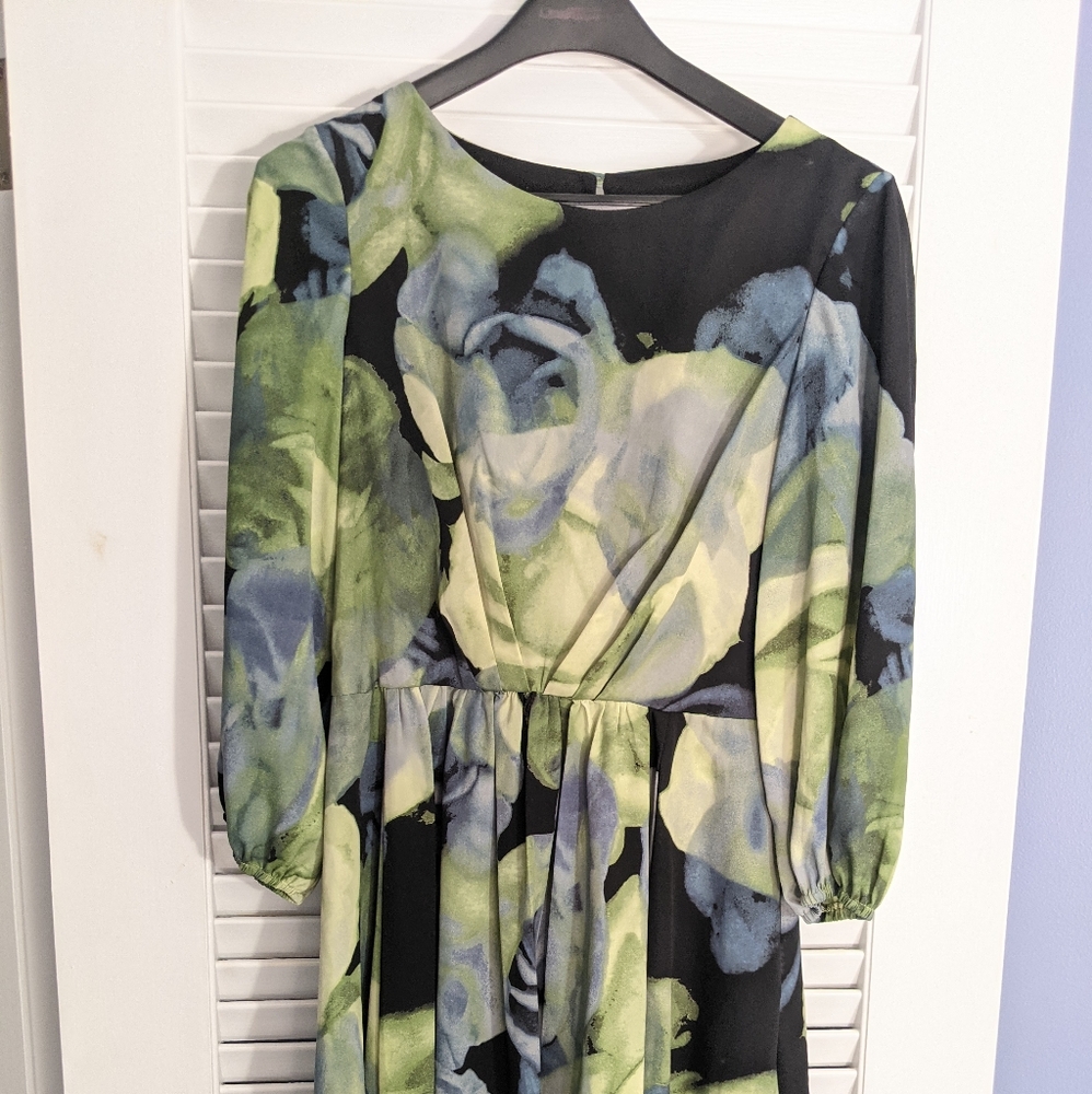 London Times Size 6 Floral/Watercolor Dress